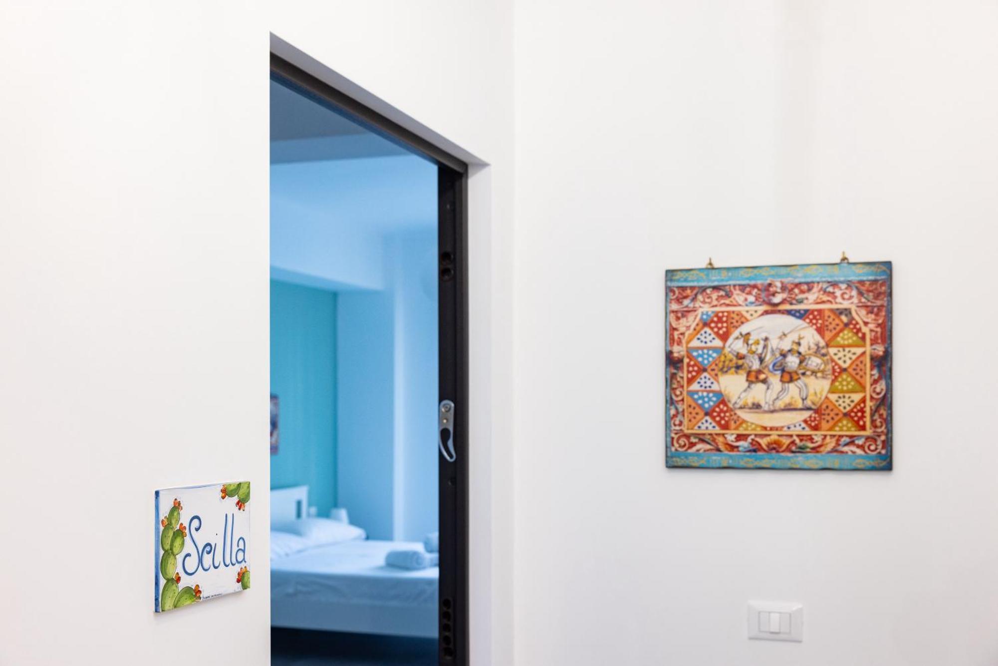 Scilla Apartment