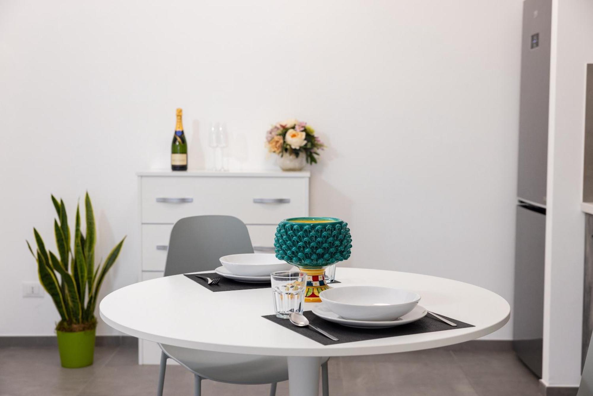 Scilla Apartment